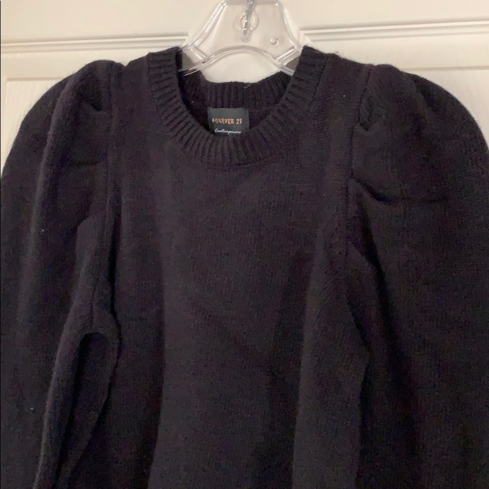 Puff sleeve sweater nwt